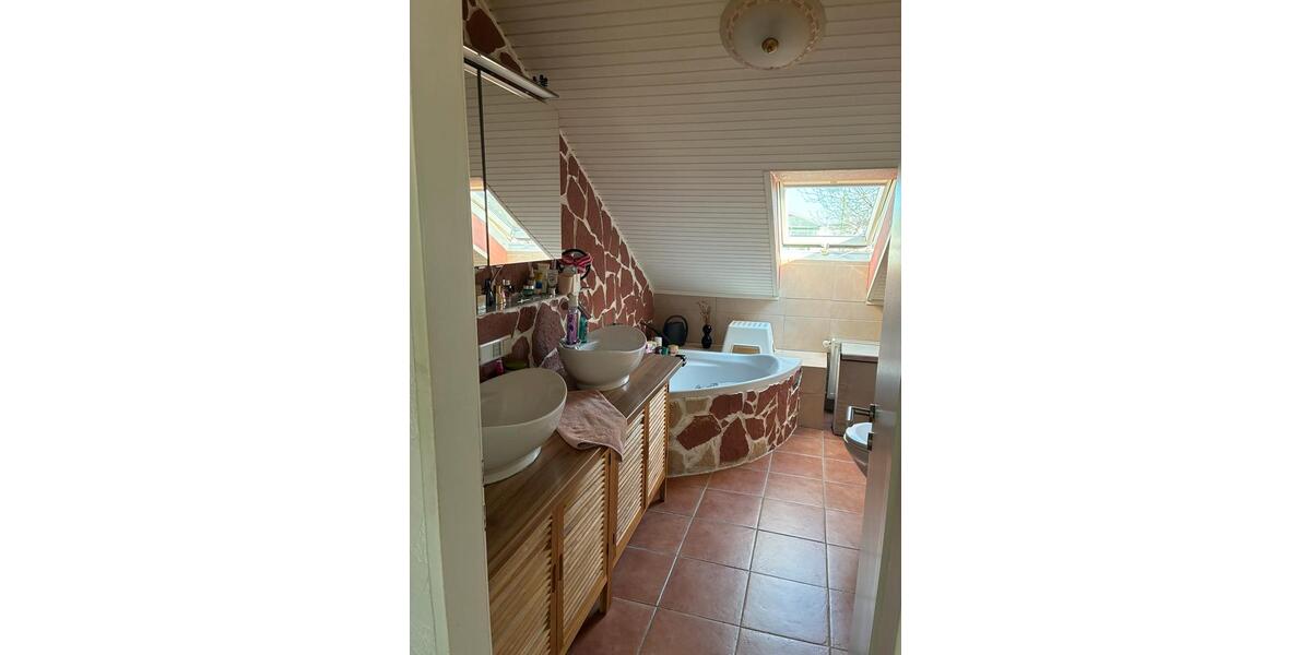 Dachgeschoßwohnung Hagen Hagen-Nord - 2 Zimmer, 100 m&sup2;, 266.000&euro; | Angebot:25655956