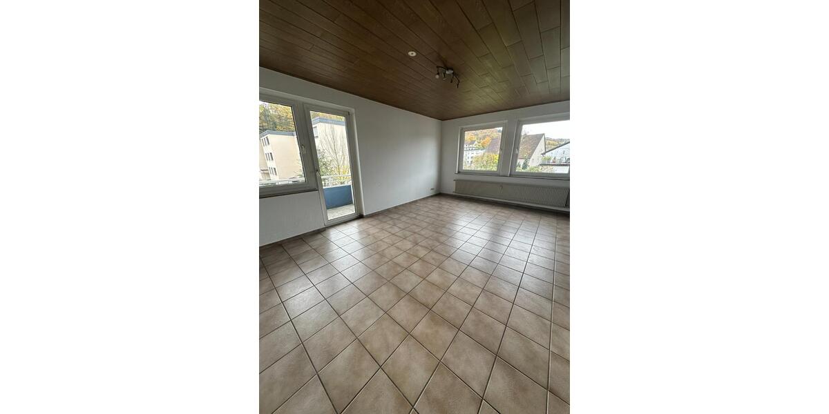 Etagenwohnung Plettenberg - 3 Zimmer, 71 m&sup2;, 550&euro; | Angebot:25085011