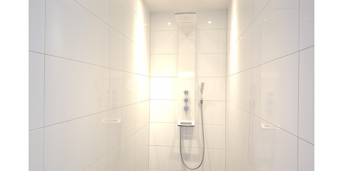 Exklusive, vollständig sanierte Wohnung mit großzügigem Raumgefühl und drei Balkonen - Etagenwohnung Hagen-Emst Emst | Angebot:23150345