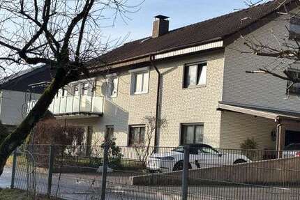 Haus Bergneustadt - 8 Zimmer, 247 m&sup2;, 345.000&euro; | Angebot:25380657