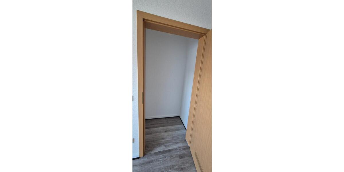Erdgeschoßwohnung Menden (Sauerland) - 2 Zimmer, 77 m&sup2;, 539&euro; | Angebot:25479699