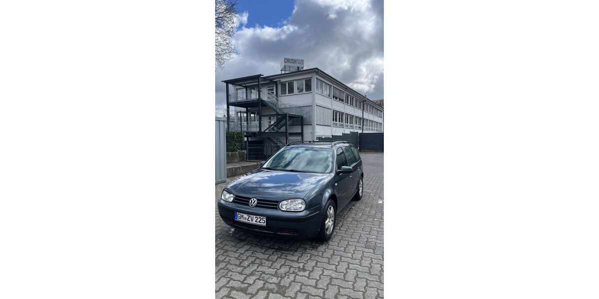 VW Golf 314.000 km 2.300 &euro; Gummersbach 51647