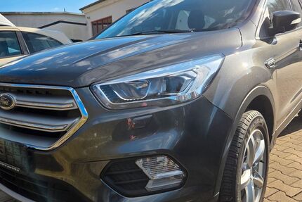 Ford Kuga 80.500 km 12.900 &euro; Reichshof 51580