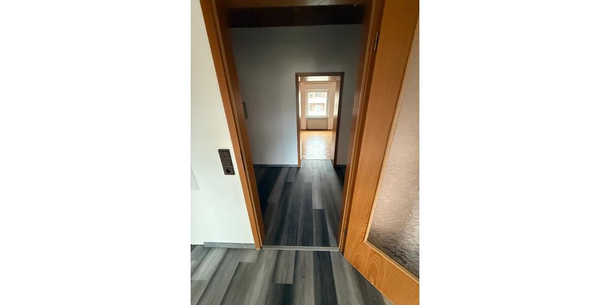 Etagenwohnung Hagen Hagen-Nord - 2.5 Zimmer, 85 m&sup2;, 480&euro; | Angebot:23730975