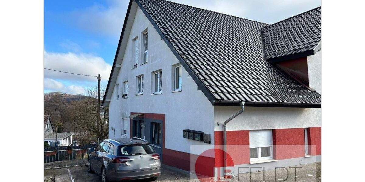 Etagenwohnung Gummersbach / Bernberg Bernberg - 5 Zimmer, 158 m&sup2;, 156.000&euro; | Angebot:25696102