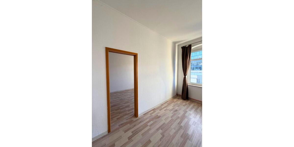 Etagenwohnung Meinerzhagen - 3 Zimmer, 100 m&sup2;, 1.000&euro; | Angebot:24330086