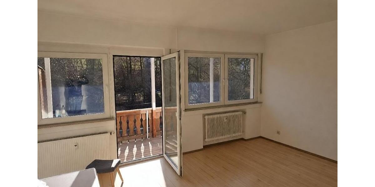 Etagenwohnung Reichshof - 2 Zimmer, 84 m&sup2;, 750&euro; | Angebot:26364315