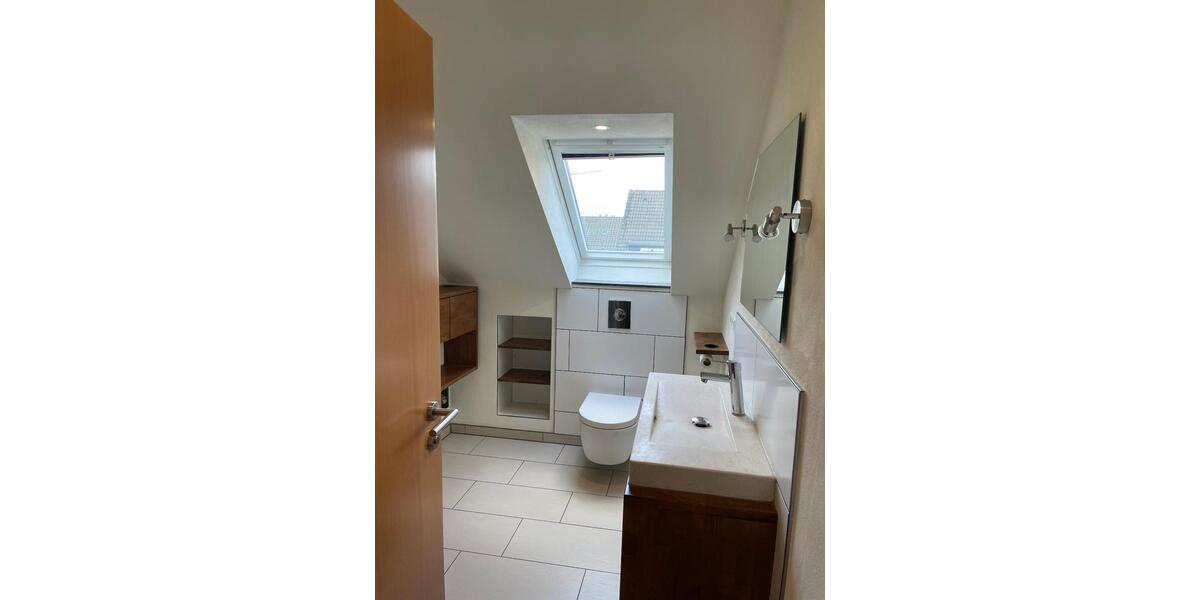 Dachgeschoßwohnung Menden (Sauerland) Bösperde - 4 Zimmer, 95 m&sup2;, 895&euro; | Angebot:25932992