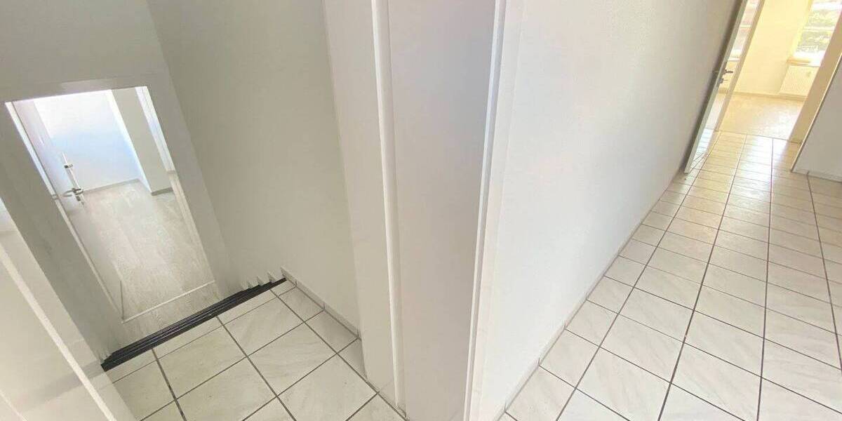 Etagenwohnung Hagen Wehringhausen - 2 Zimmer, 62 m&sup2;, 399&euro; | Angebot:26917376