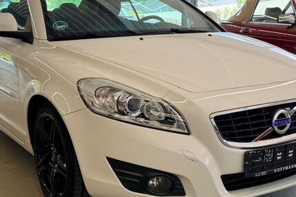 Volvo C70 98.500 km 13.570 &euro; Lüdenscheid 58507