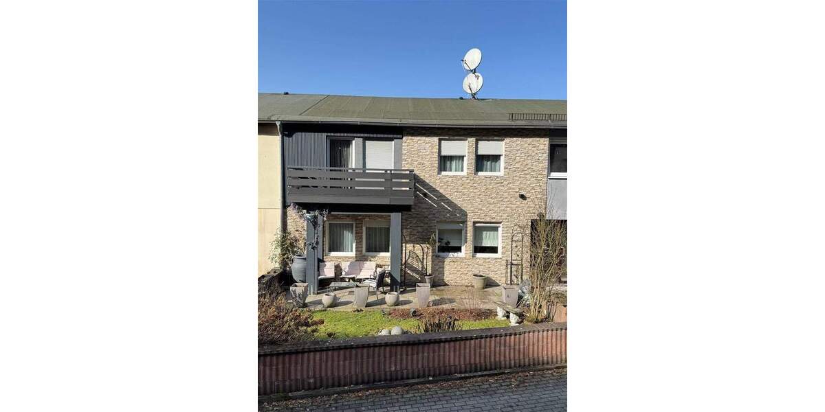 Reihenmittelhaus Olpe Stachelau - 6 Zimmer, 186 m&sup2;, 375.000&euro; | Angebot:25682668