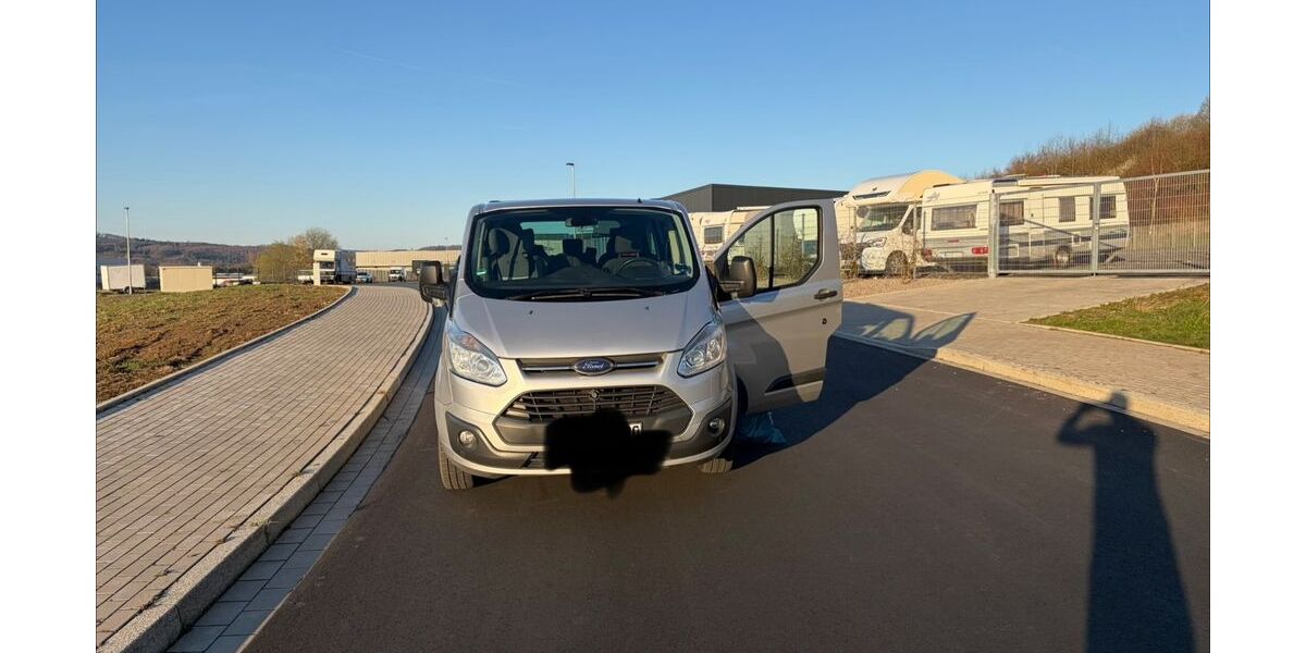 Ford Tourneo Custom 149.000 km 13.500 &euro; Hemer 58675