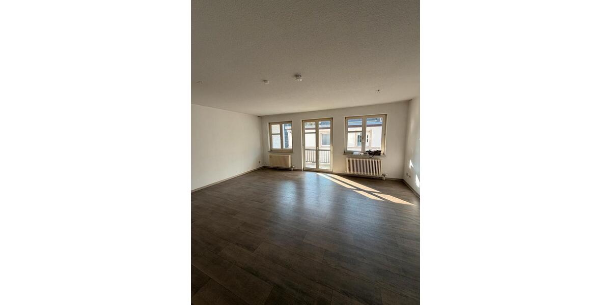 Etagenwohnung Altena - 3 Zimmer, 70 m&sup2;, 347&euro; | Angebot:25988652