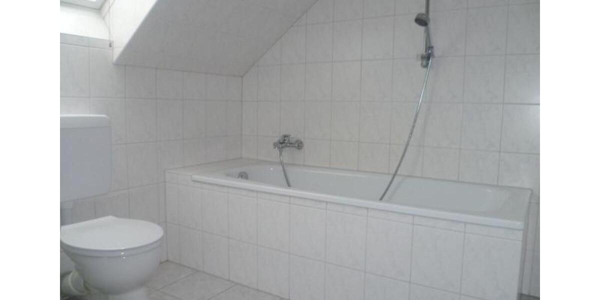 Etagenwohnung Gummersbach Berstig Süd - 2.5 Zimmer, 70 m&sup2;, 490&euro; | Angebot:26455663