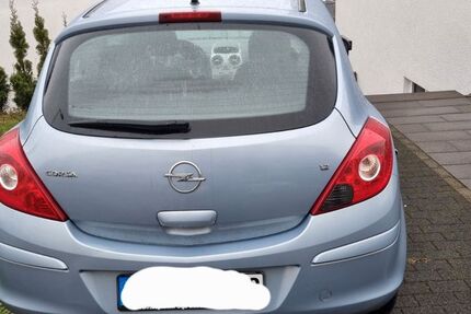 Opel Corsa 132.000 km 2.500 &euro; Hückeswagen 42499