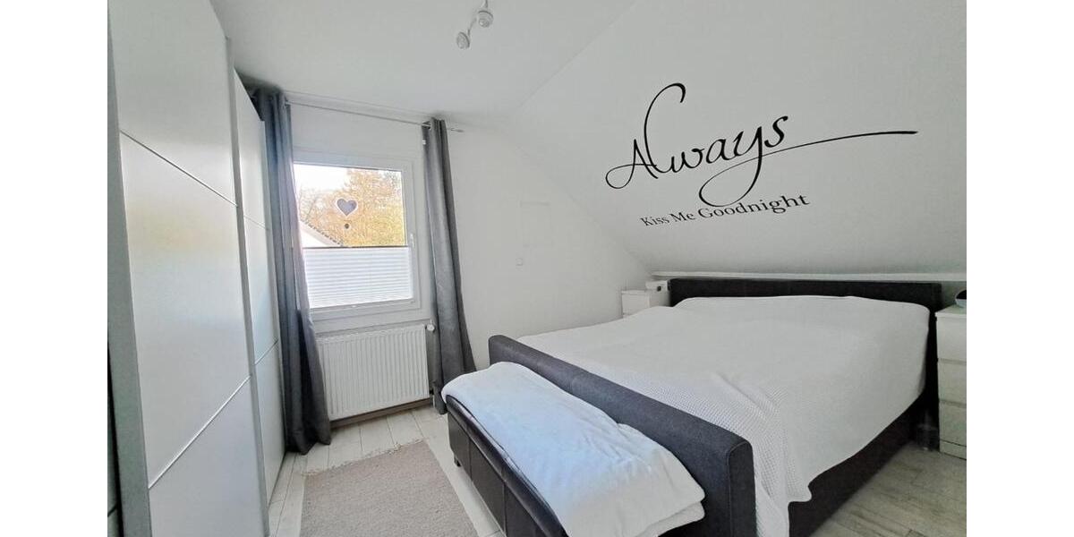 Einfamilienhaus Gummersbach Hepel - 8 Zimmer, 209 m&sup2;, 440.000&euro; | Angebot:25813938