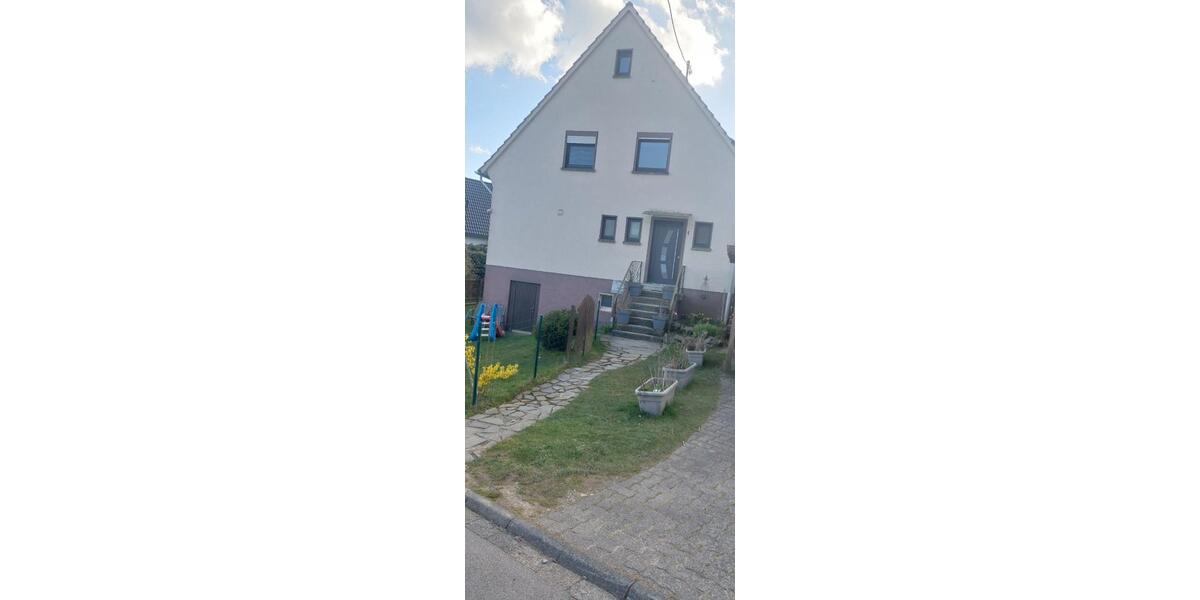 Einfamilienhaus Reichshof - 5 Zimmer, 116 m&sup2;, 178.000&euro; | Angebot:25932245