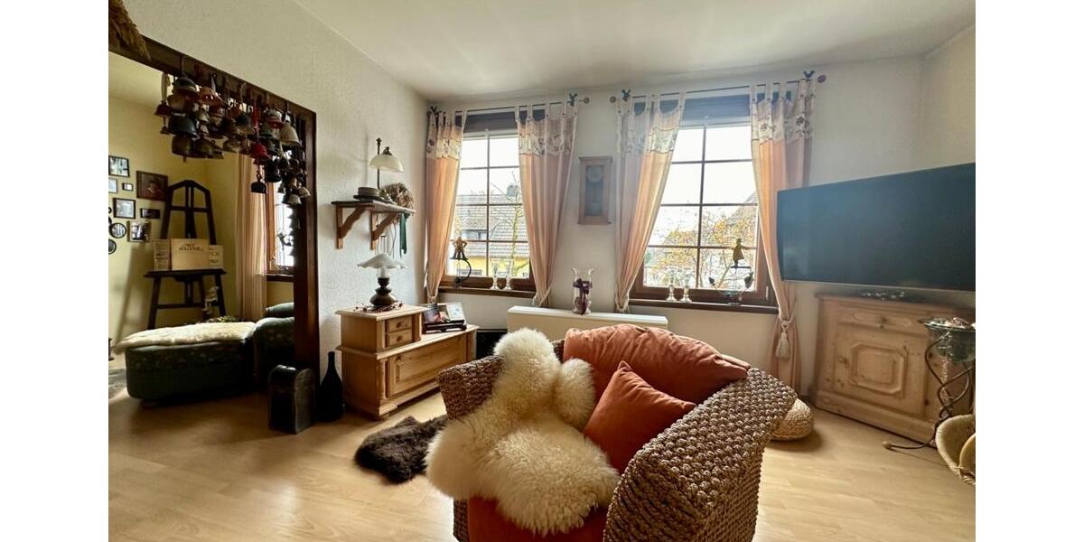 Einfamilienhaus Halver - 8 Zimmer, 340 m&sup2;, 380.000&euro; | Angebot:26019734