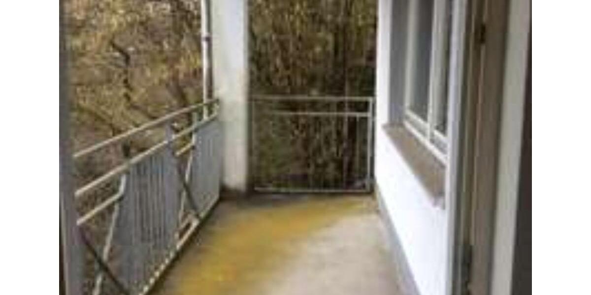 Etagenwohnung Altena - 2 Zimmer, 82 m&sup2;, 250&euro; | Angebot:24726858