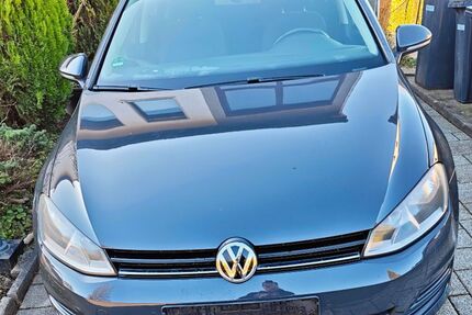 VW Golf 149.000 km 6.400 &euro; Neuenrade 58809