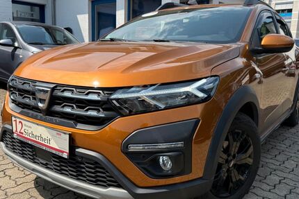 Dacia Sandero 86.000 km 11.749 &euro; Gummersbach (Zwischen Toom Markt und ATU) 51645