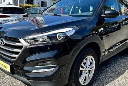 Hyundai TUCSON 71.150 km 13.490 &euro; Radevormwald 42477