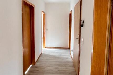 Wohnung Gummersbach Berstig Süd - 3 Zimmer, 83 m&sup2;, 830&euro; | Angebot:26040287