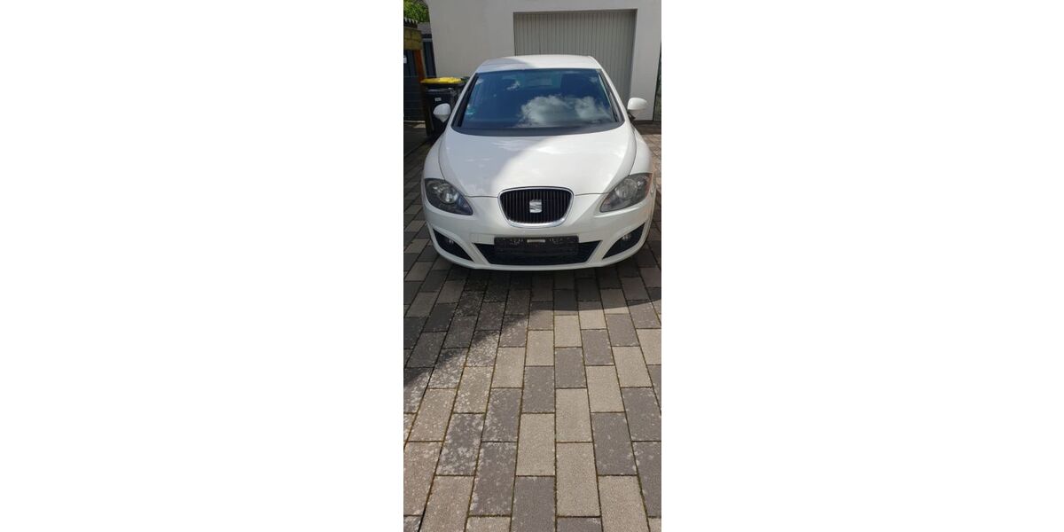 Seat Leon 192.000 km 3.900 &euro; Attendorn 57439