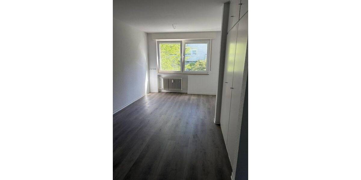 Etagenwohnung Hagen Hochschulviertel - 4 Zimmer, 90 m&sup2;, 975&euro; | Angebot:26803017