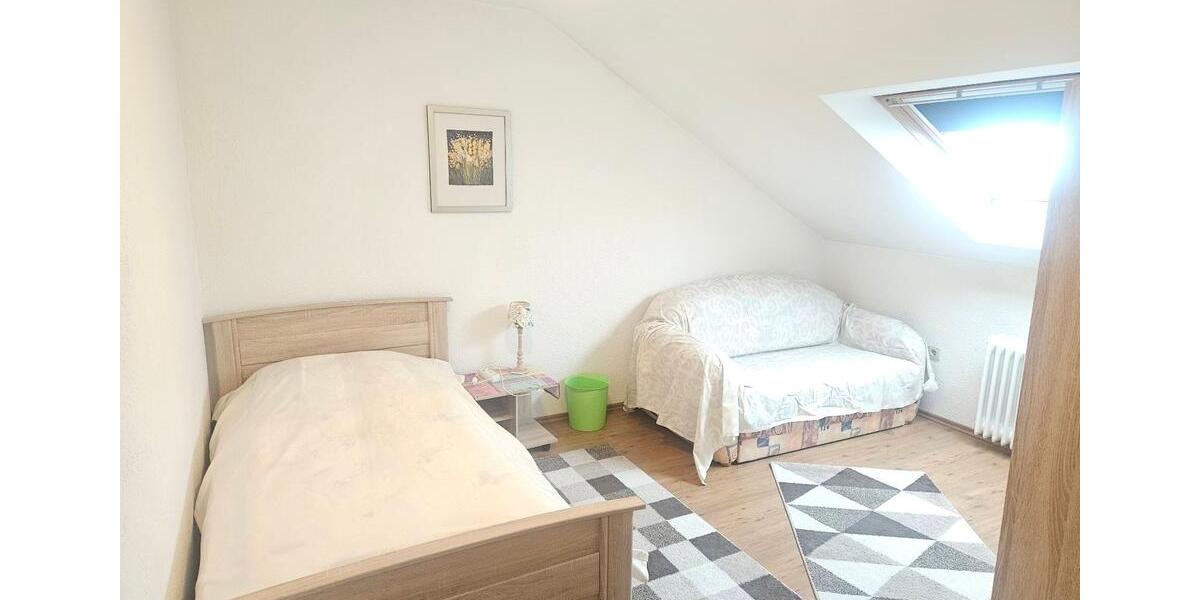 Etagenwohnung Schalksmühle - 5 Zimmer, 130 m&sup2;, 990&euro; | Angebot:26459596