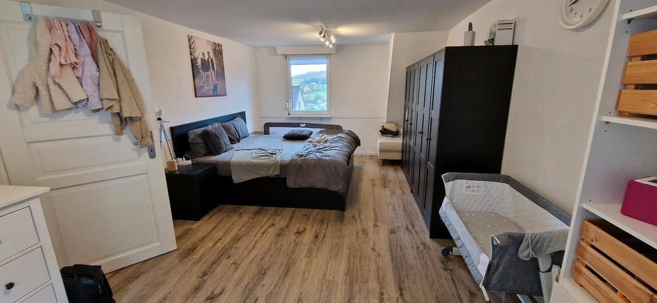 Dachgeschoßwohnung Sundern (Sauerland) - 3 Zimmer, 85 m&sup2;, 750&euro; | Angebot:26038701