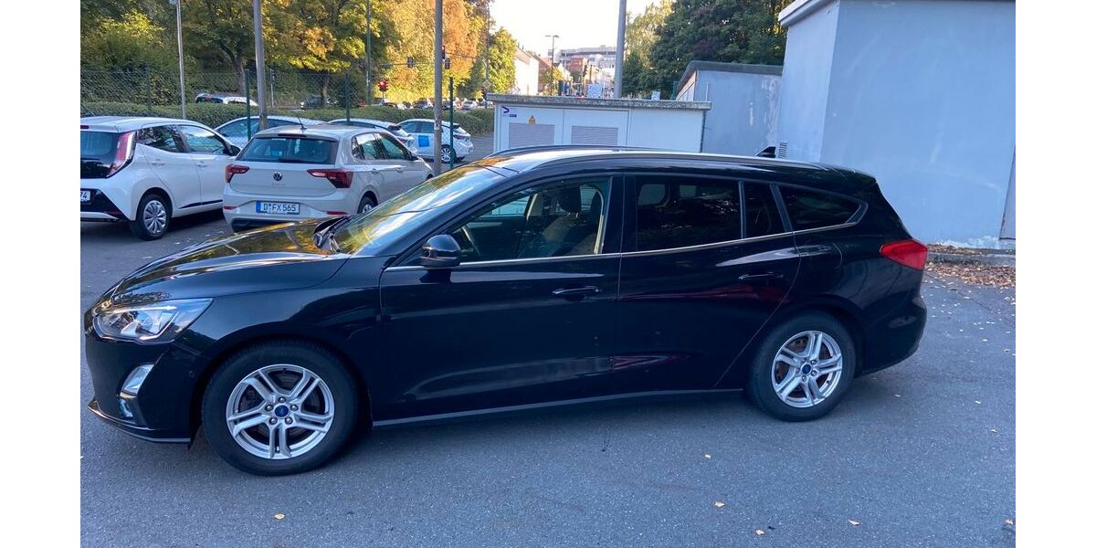 Ford Focus 101.000 km 11.200 &euro; Lüdenscheid 58507