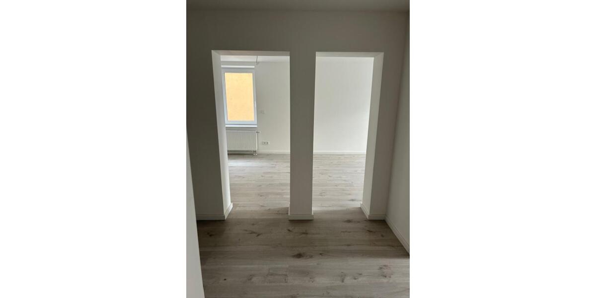 Etagenwohnung Plettenberg - 5 Zimmer, 83 m&sup2;, 660&euro; | Angebot:25547489
