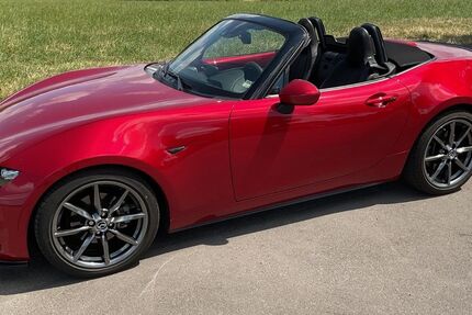 Mazda MX-5 29.000 km 22.990 &euro; Gummersbach 51647