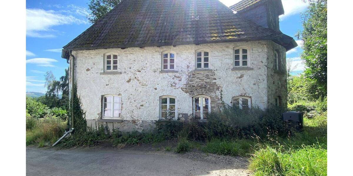 Burg Helberg - Ein Haus mit Geschichte - Mehrfamilienhaus, Wohnhaus Gummersbach Helberg | Angebot:23978198