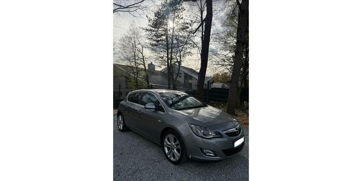 Opel Astra 136.500 km 5.800 &euro; Wipperfürth 51688