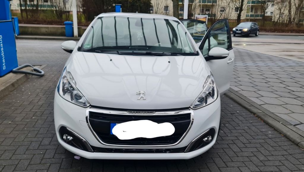 Peugeot 208 53.500 km 6.500 &euro; Iserlohn 58636