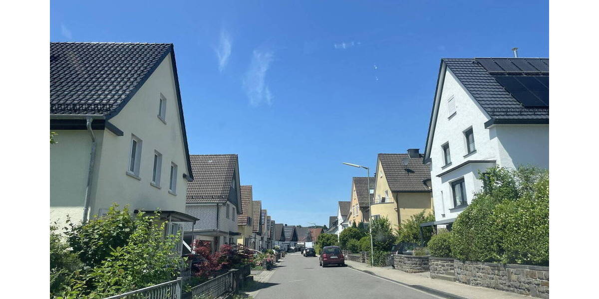 Etagenwohnung Gummersbach - 2 Zimmer, 67 m&sup2;, 160.000&euro; | Angebot:26037425