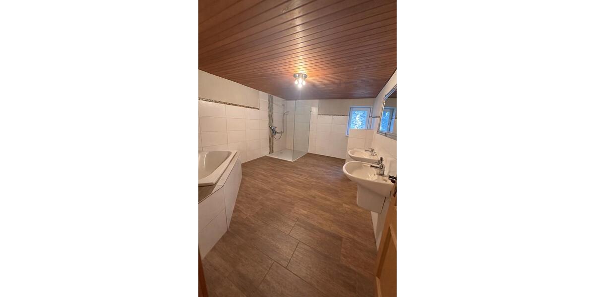 Einfamilienhaus Gummersbach Hepel - 5 Zimmer, 160 m&sup2;, 368.000&euro; | Angebot:25635844