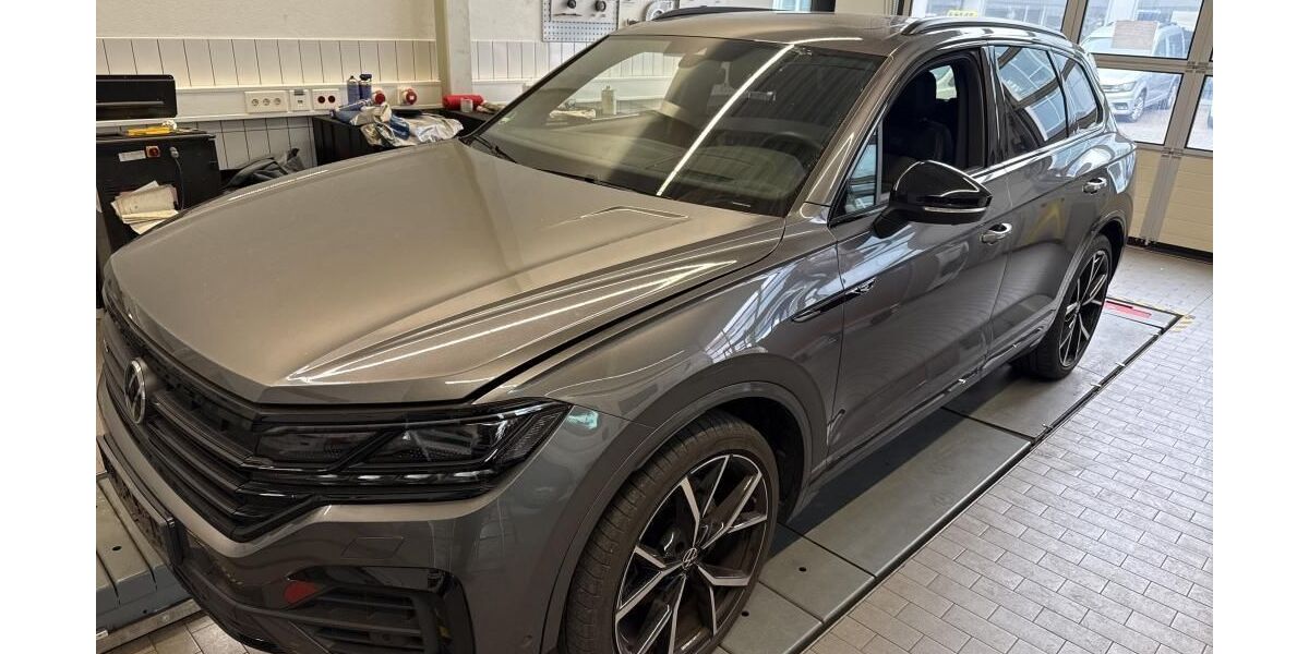VW Touareg 75.071 km 54.275 &euro; Hagen 58091