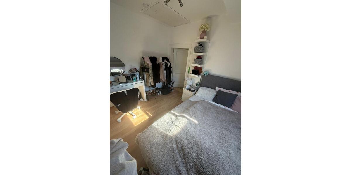 Dachgeschoßwohnung Gummersbach Berstig Süd - 3 Zimmer, 70 m&sup2;, 530&euro; | Angebot:26476694