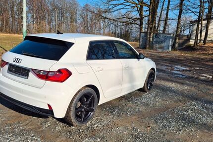 Audi A1 25.000 km 18.900 &euro; Gummersbach 51643