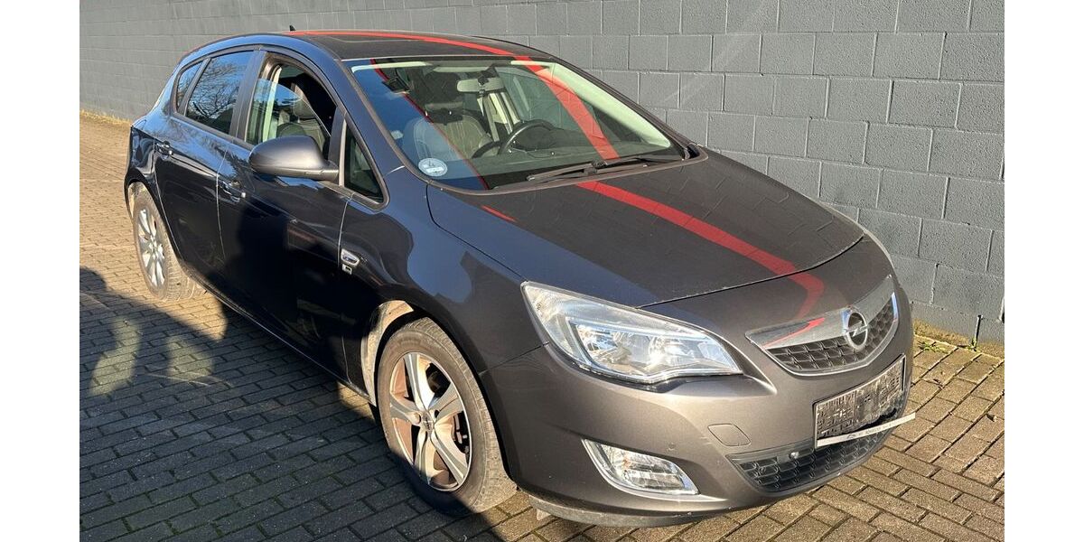 Opel Astra 180.000 km 3.499 &euro; Schwerte 58239
