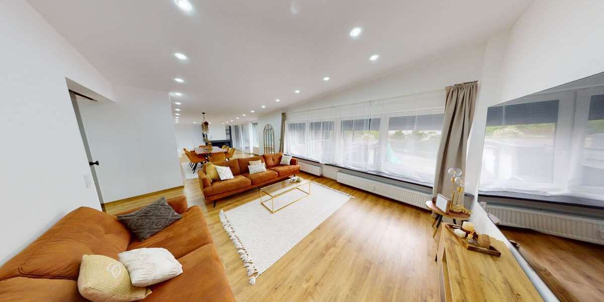 Etagenwohnung Plettenberg - 5 Zimmer, 182 m&sup2;, 245.000&euro; | Angebot:25454247