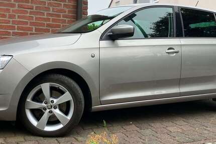 Skoda Rapid/Spaceback 109.000 km 8.600 &euro; Breckerfeld 58339