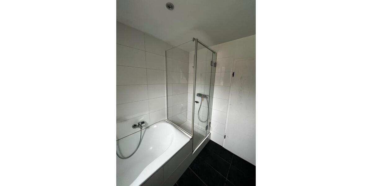 Dachgeschoßwohnung Lüdenscheid Othlinghausen - 2 Zimmer, 68 m&sup2;, 750&euro; | Angebot:26415523