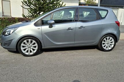Opel Meriva 23.000 km 8.900 &euro; Schwerte 58239