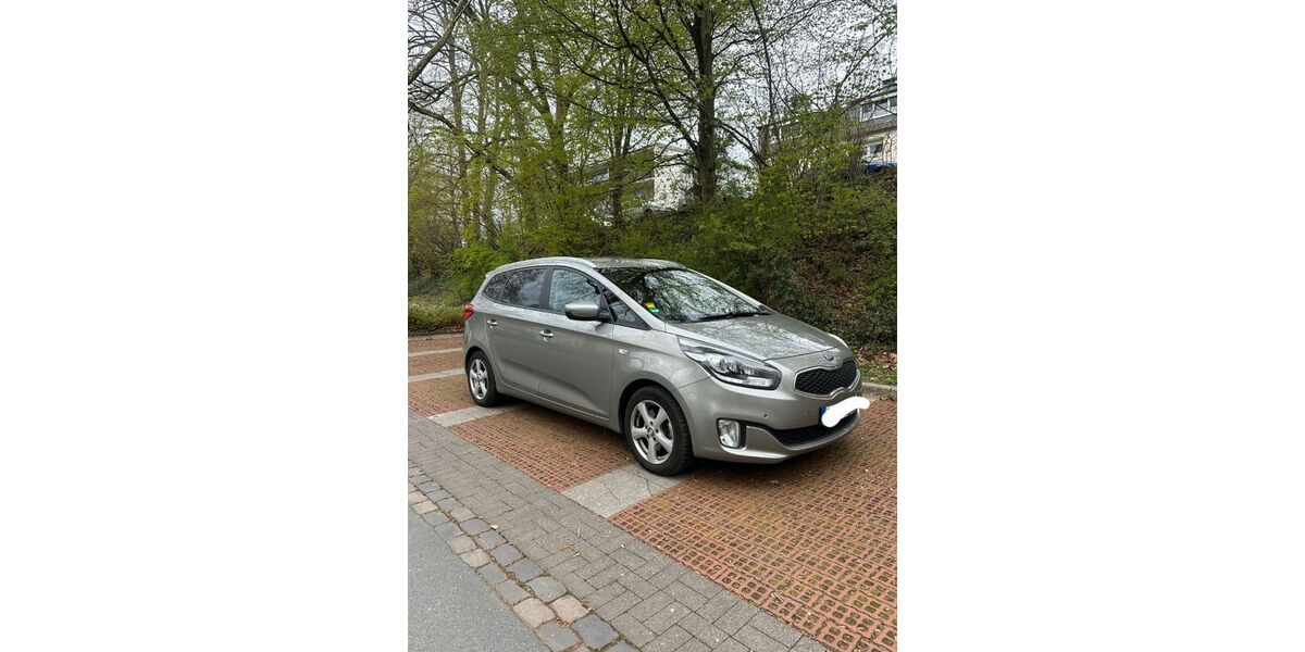 Kia Carens 120.300 km 7.350 &euro; Hagen 58099