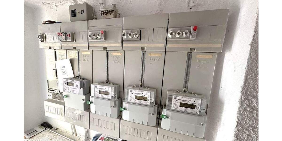 Mehrfamilienhaus, Wohnhaus Breckerfeld Zurstraße - 9 Zimmer, 223 m&sup2;, 199.700&euro; | Angebot:25744122