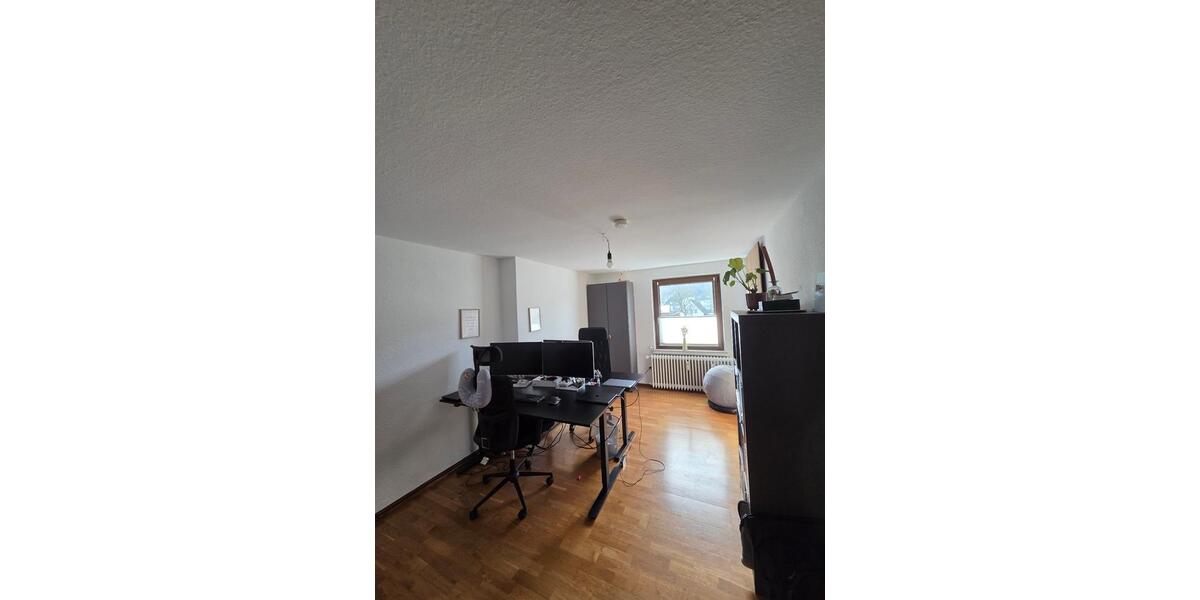 Etagenwohnung Engelskirchen - 4 Zimmer, 100 m&sup2;, 750&euro; | Angebot:25539399